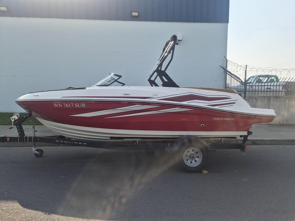 Used 2020 Bayliner VR-5