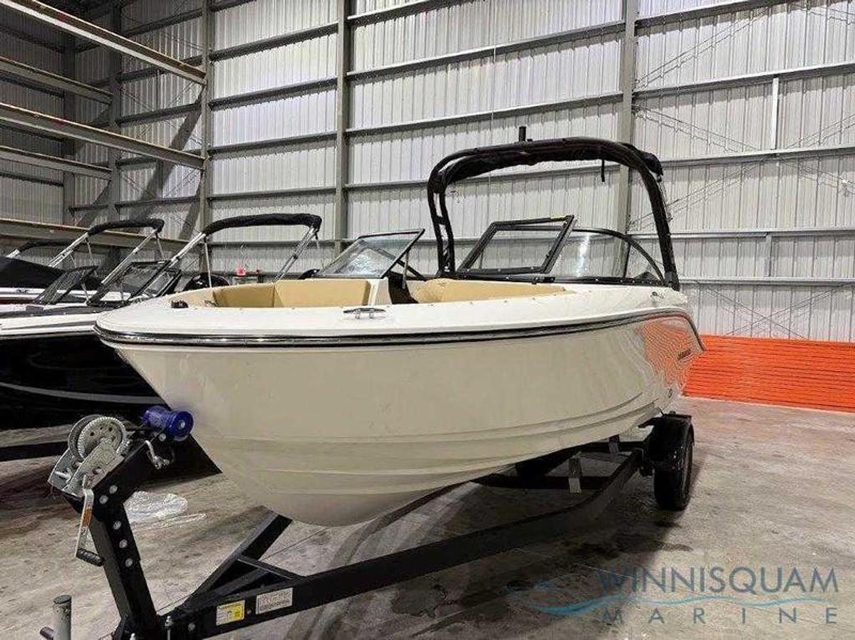 2026 Bayliner V20i Bowrider