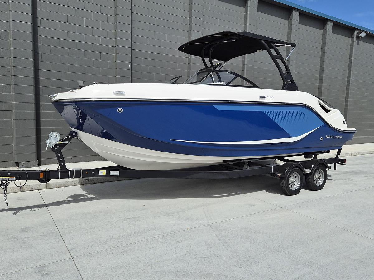 2025 Bayliner D22i