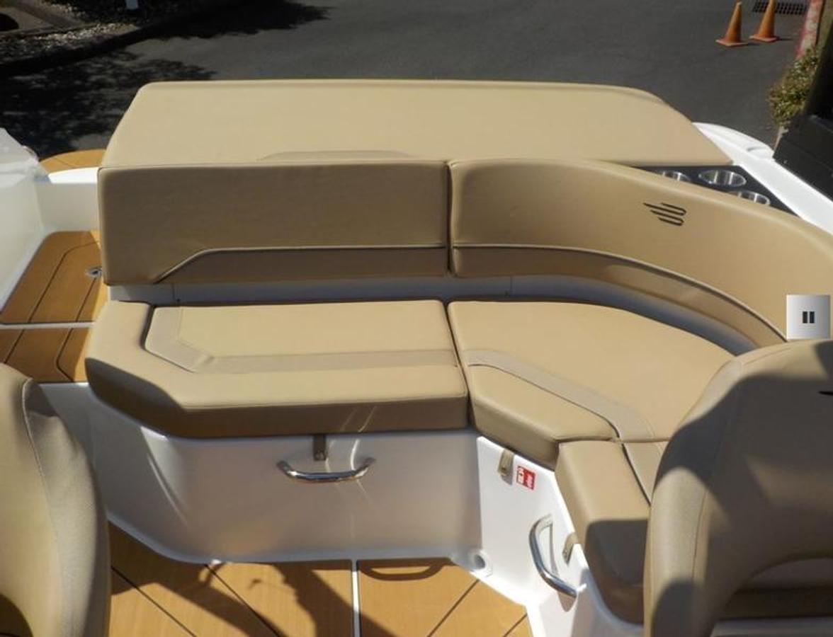 2026 Bayliner V20i Bowrider