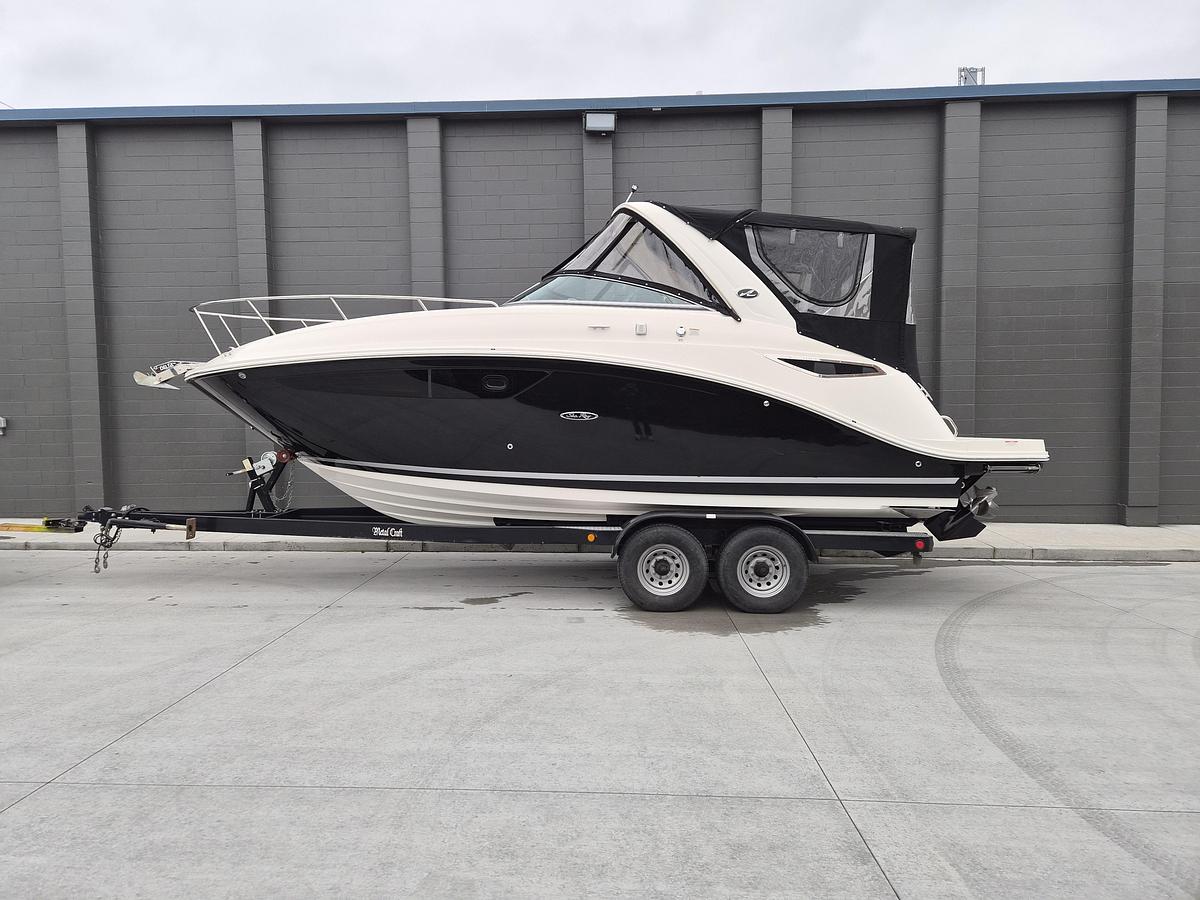 Used 2017 Sea Ray 260DA