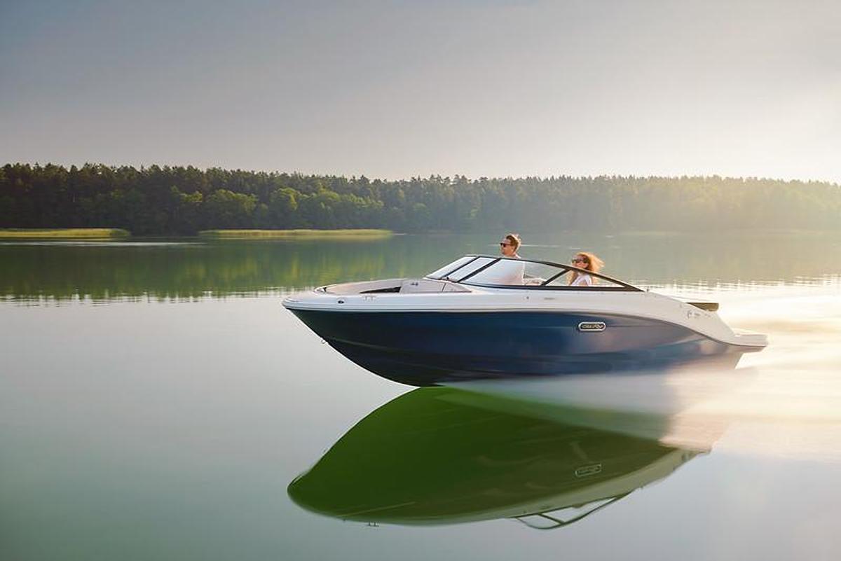 2027 Sea Ray 190 SPX