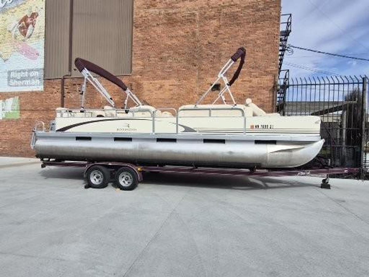 Used 2005 Bennington 257 FX