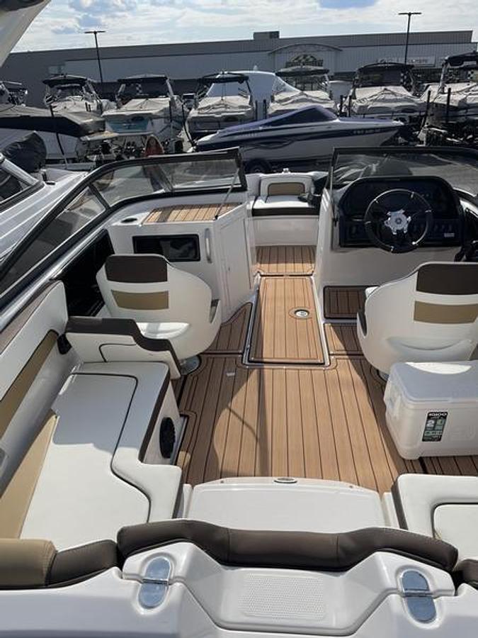 Used 2023 Yamaha Boats 195S