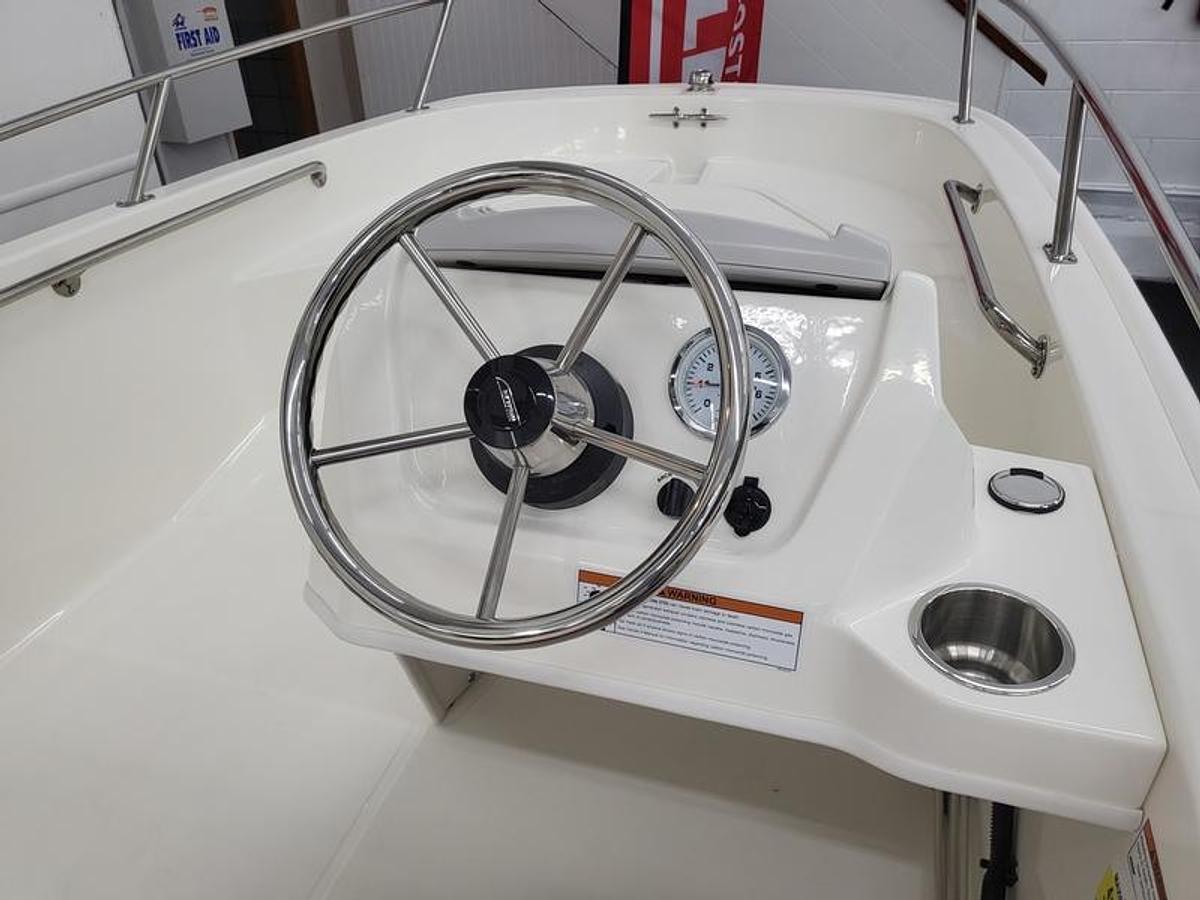 2026 Boston Whaler 130 Super Sport