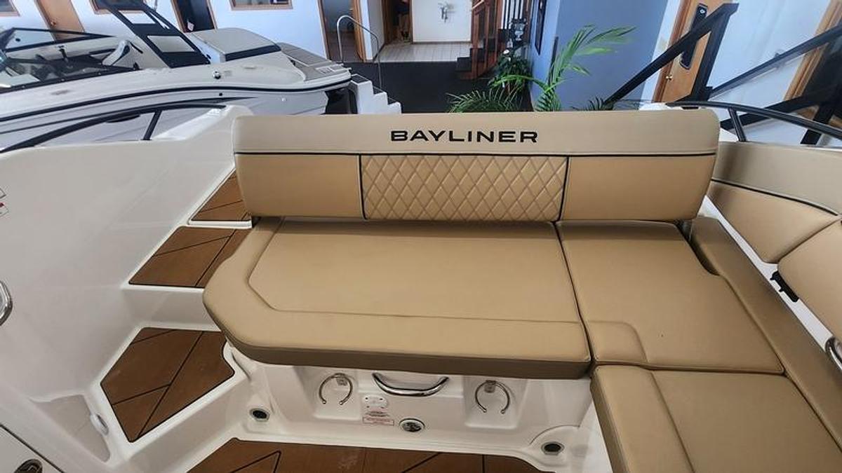 2025 Bayliner D22i