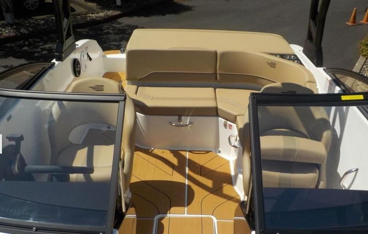 2026 Bayliner V20i Bowrider