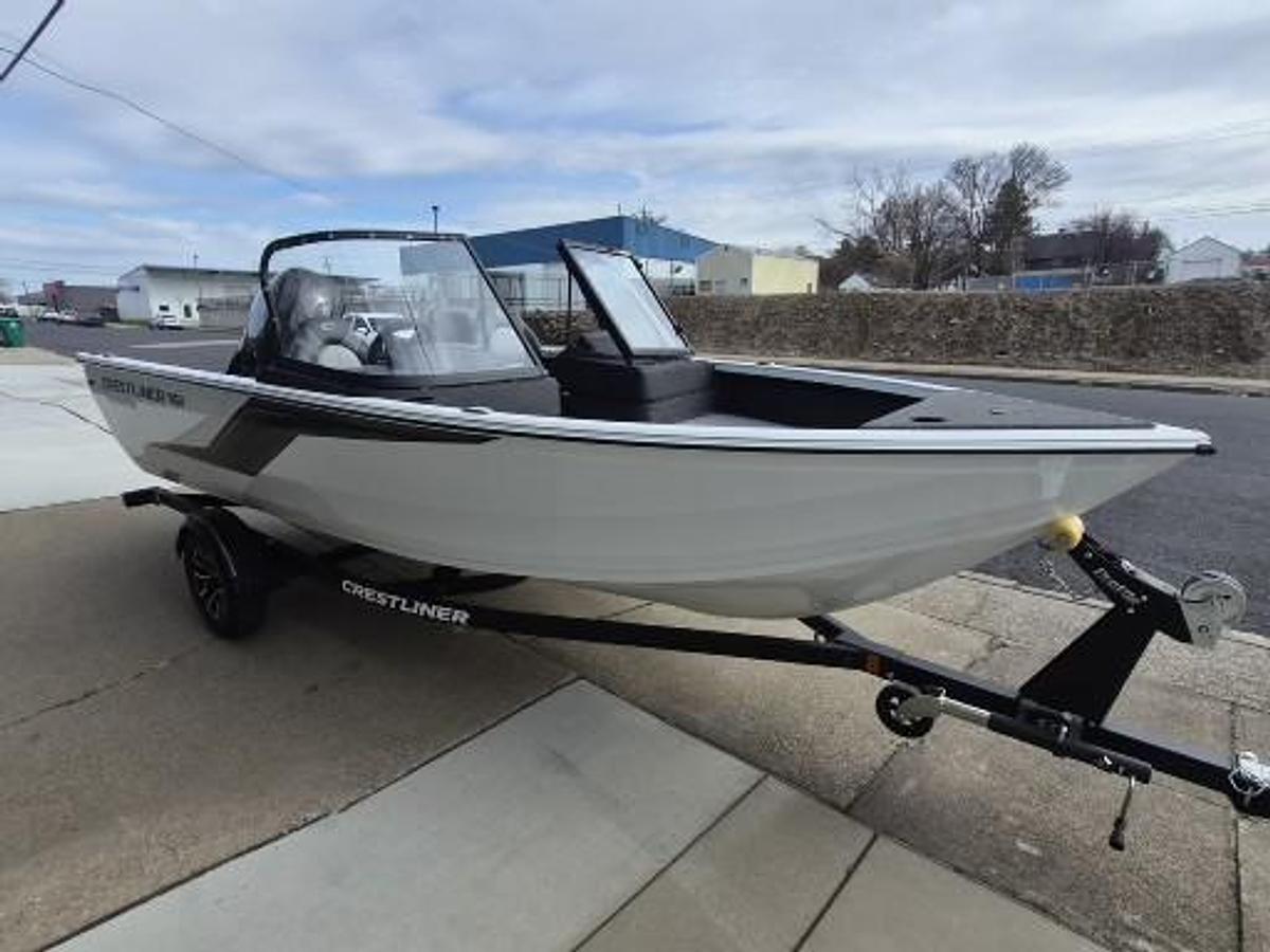 2026 Crestliner 1750 Hawk Walkthrough