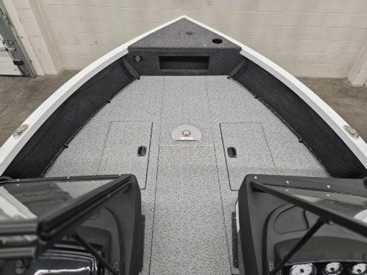 2026 Crestliner 1750 Hawk Walkthrough