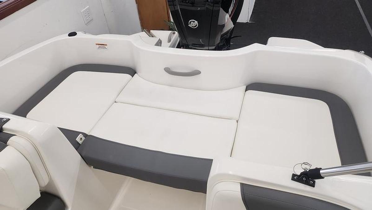 2025 Bayliner Element E16