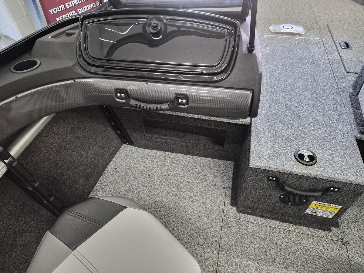 2027 Crestliner 1650 Hawk Walkthrough