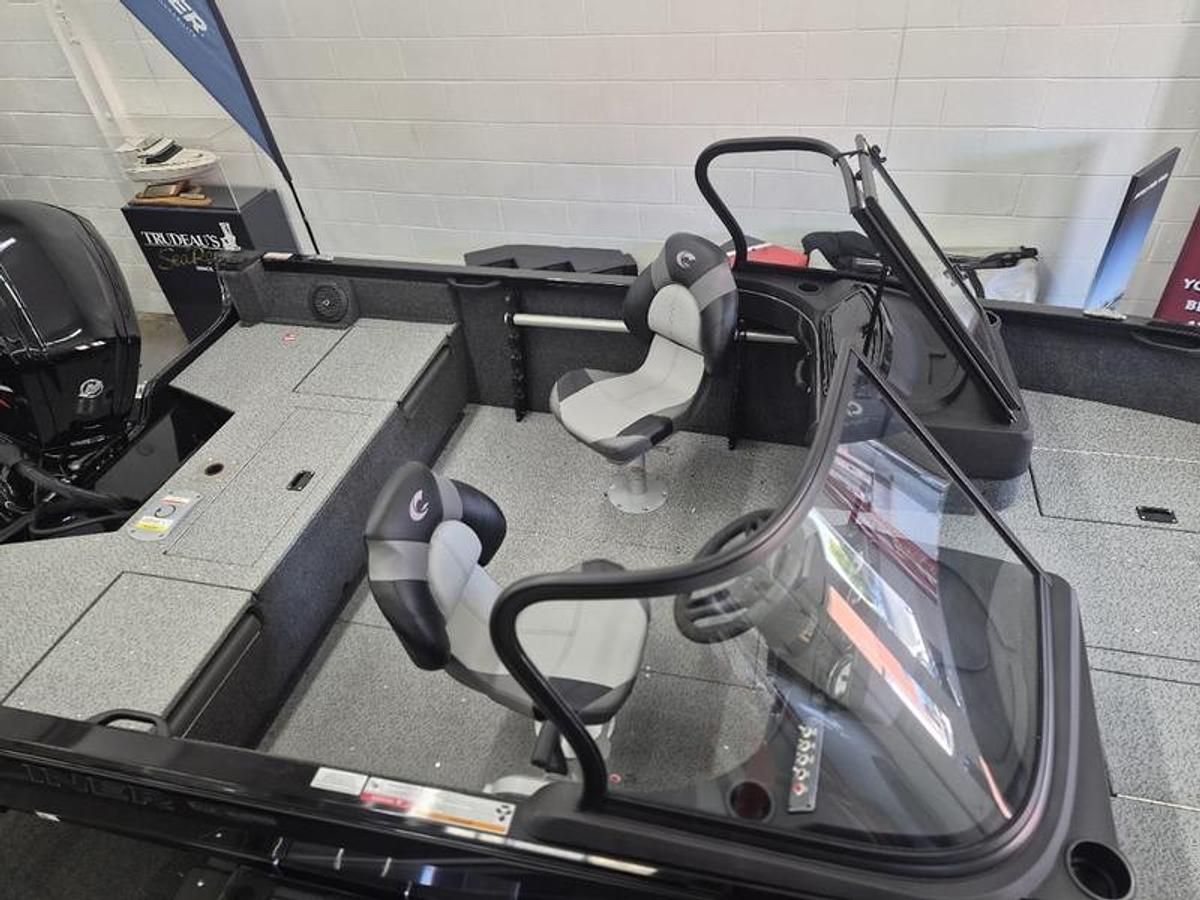 2026 Crestliner 1650 Hawk Walkthrough