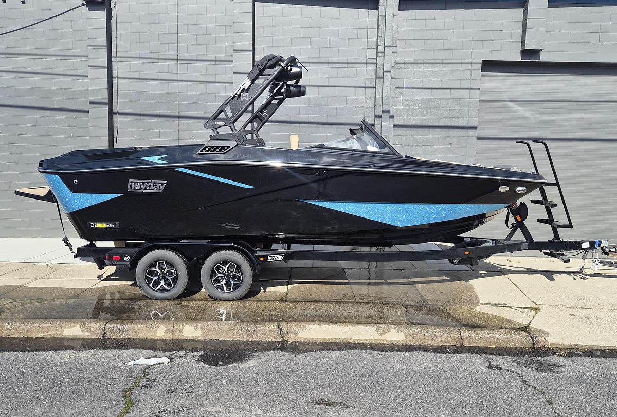2026 Heyday Wake Boats H-22