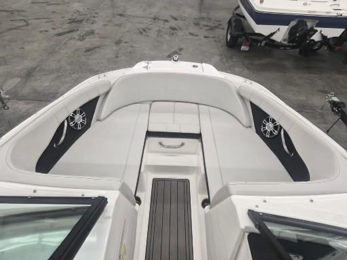 Used 2023 Sea Ray SPX 210