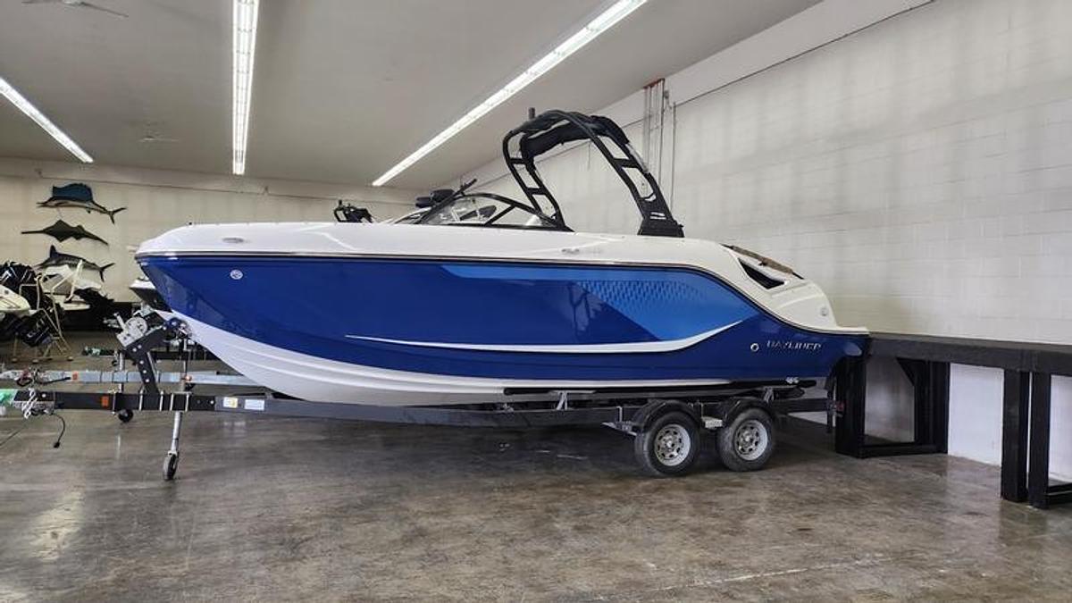 2025 Bayliner D22i