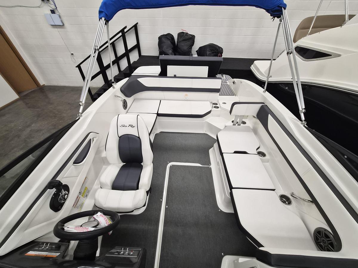 Used 2015 Sea Ray SPX 210