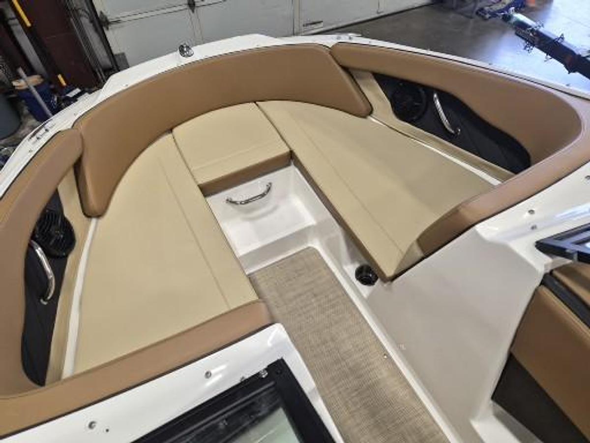 Used 2017 Sea Ray SPX 190