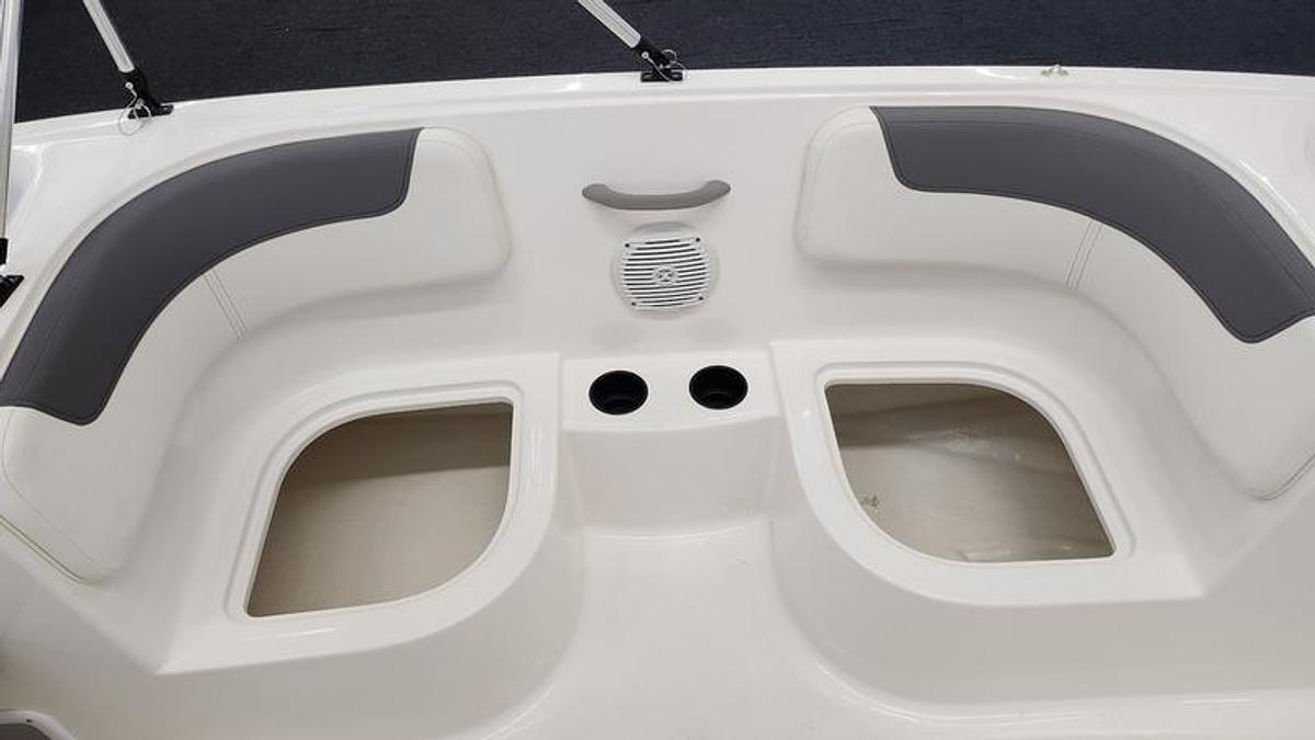 2025 Bayliner Element E16