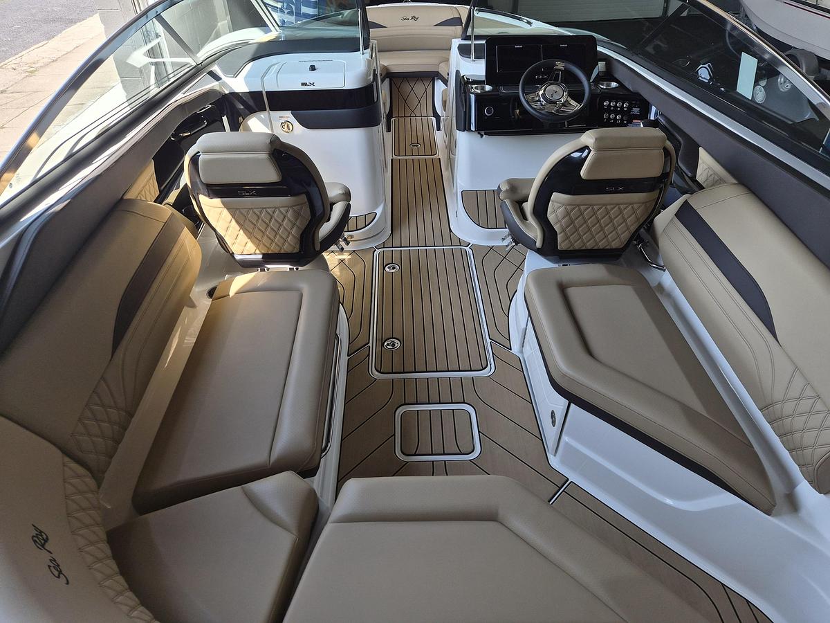2026 Sea Ray SLX 260