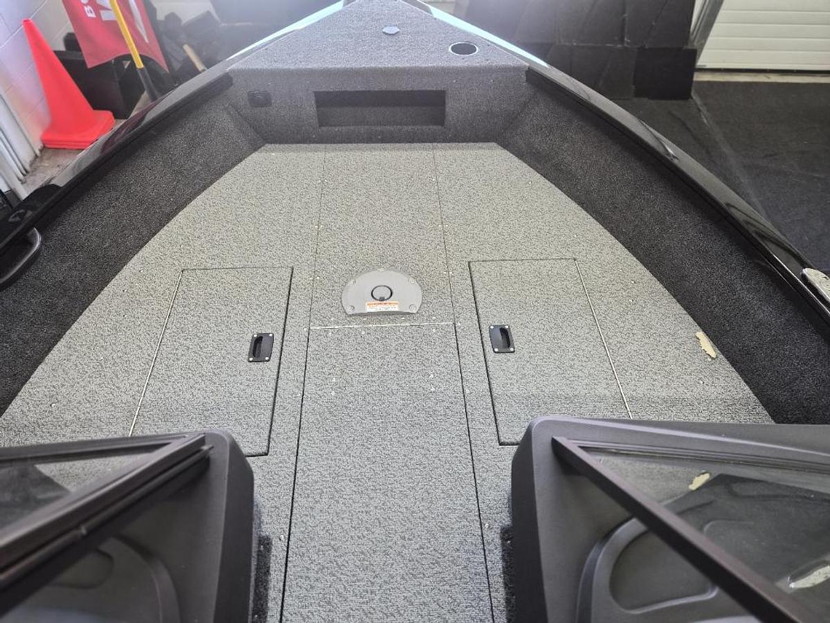 2027 Crestliner 1650 Hawk Walkthrough