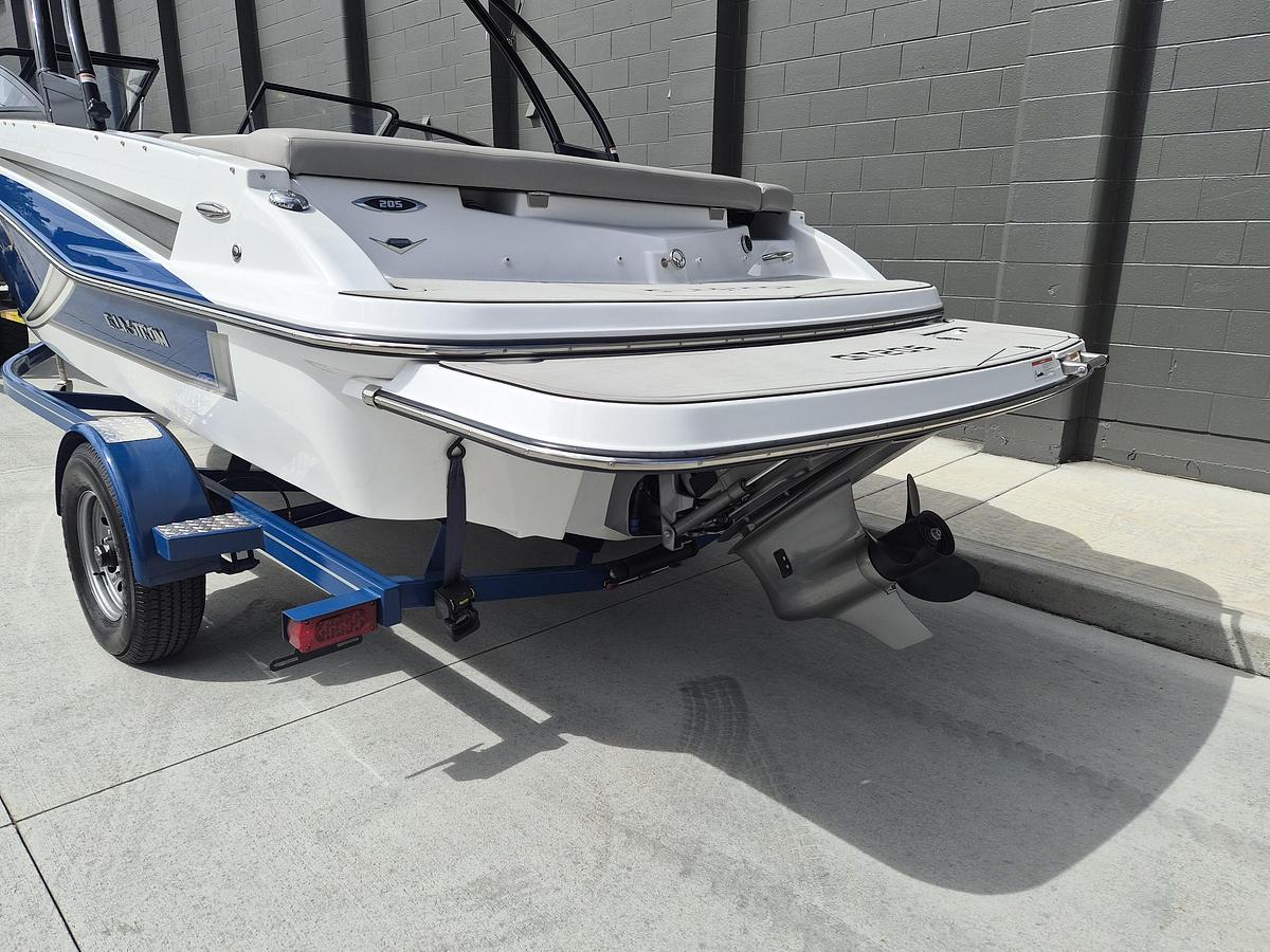 Used 2022 Glastron 205 Bowrider
