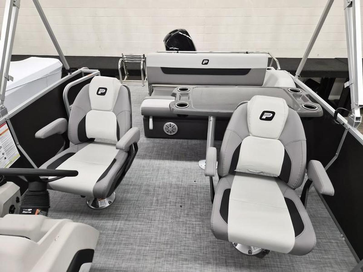 2026 Crestliner 1850 Sportfish