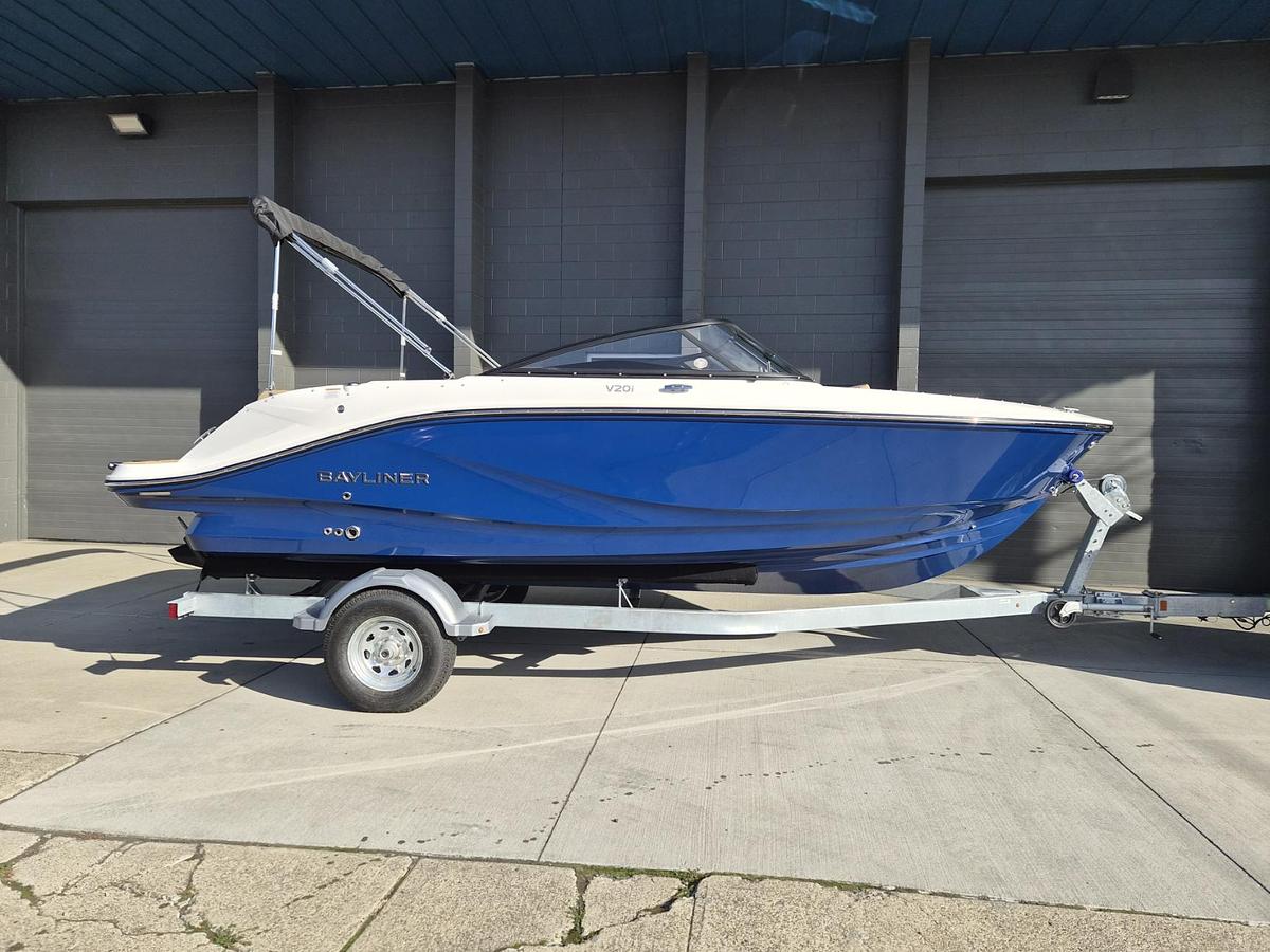 2026 Bayliner V20i Bowrider