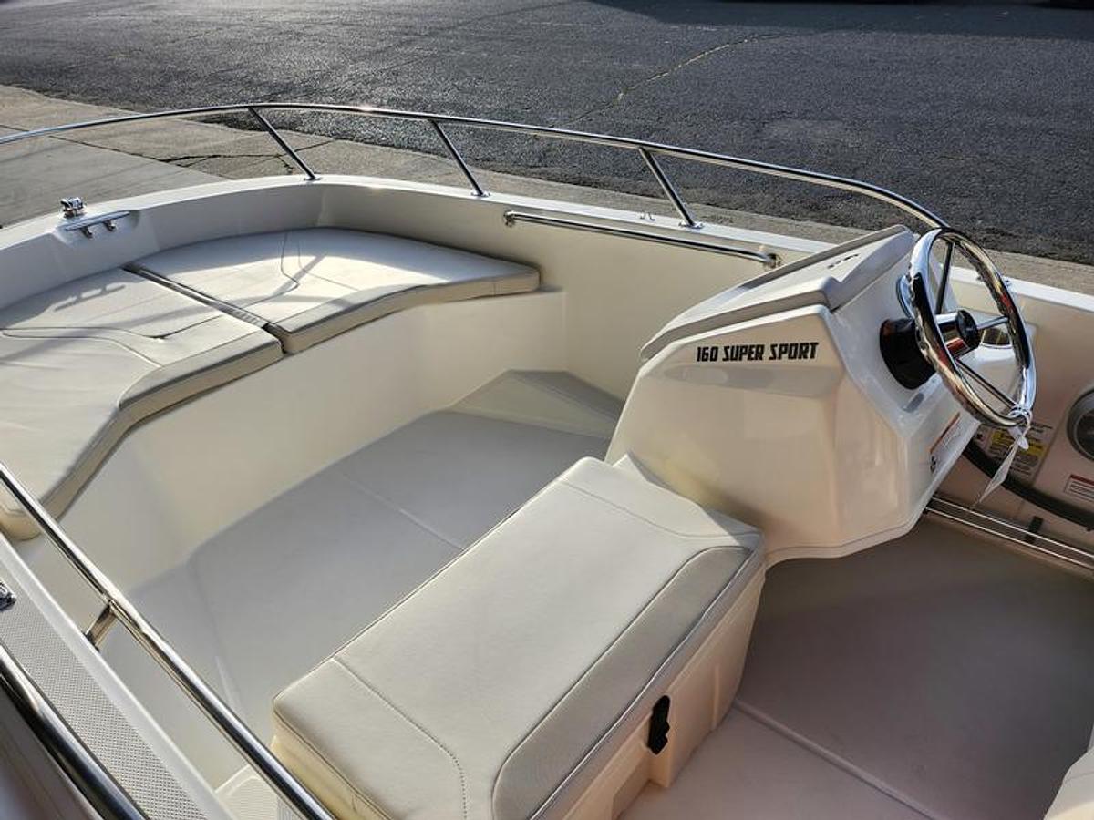 2026 Boston Whaler 160 Super Sport