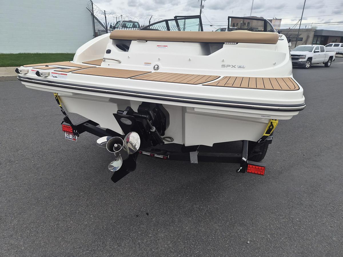 Used 2017 Sea Ray SPX 190