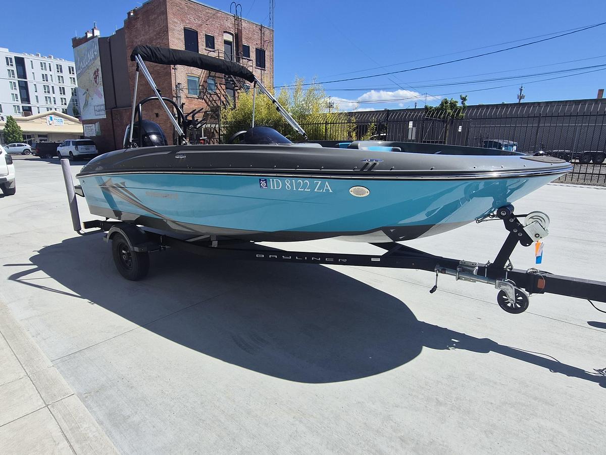 Used 2022 Bayliner 180 Element