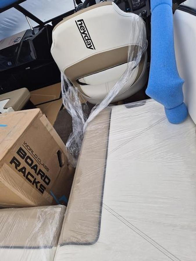 2026 Heyday Wake Boats WTSURF