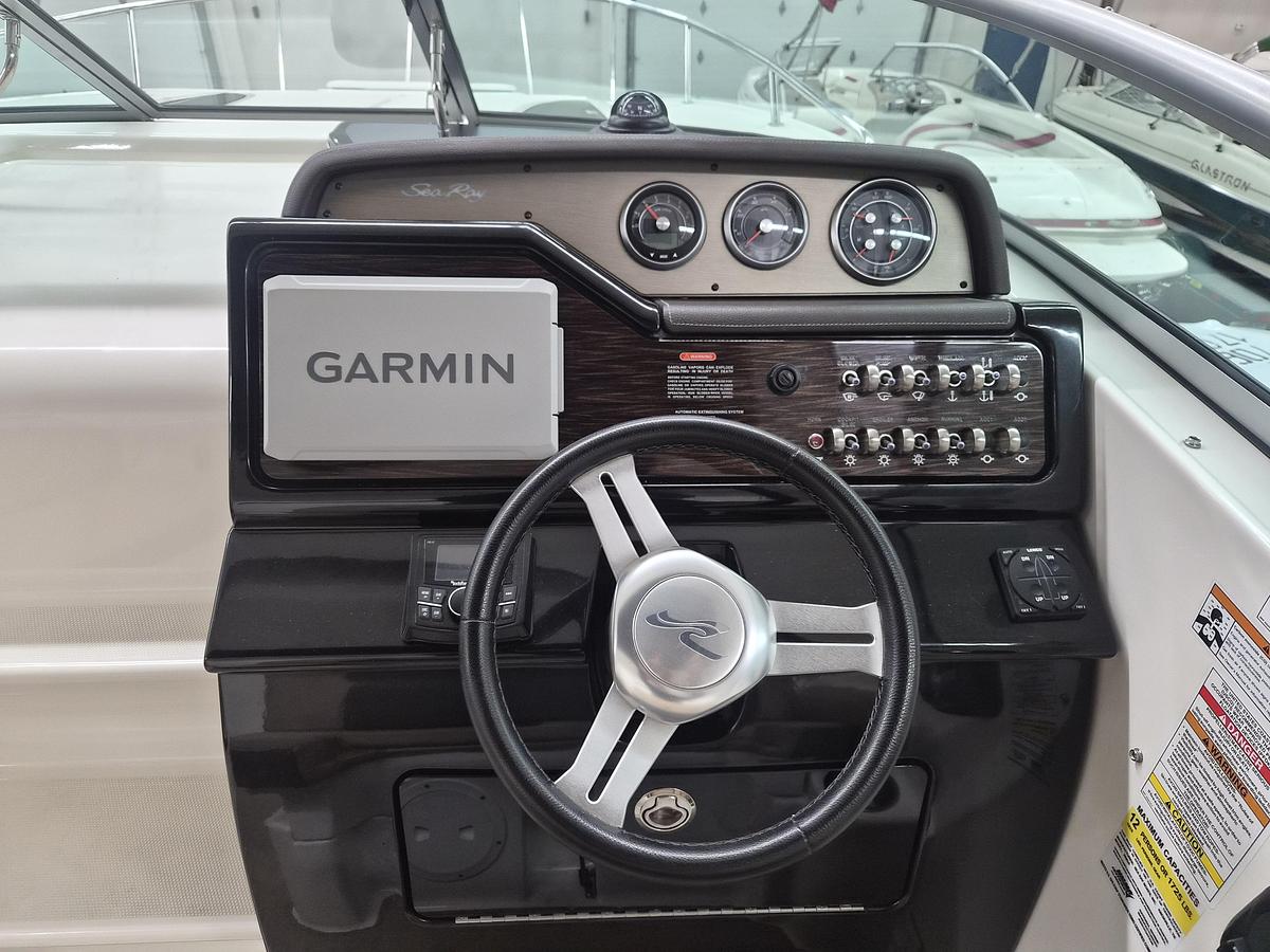 Used 2017 Sea Ray 260DA