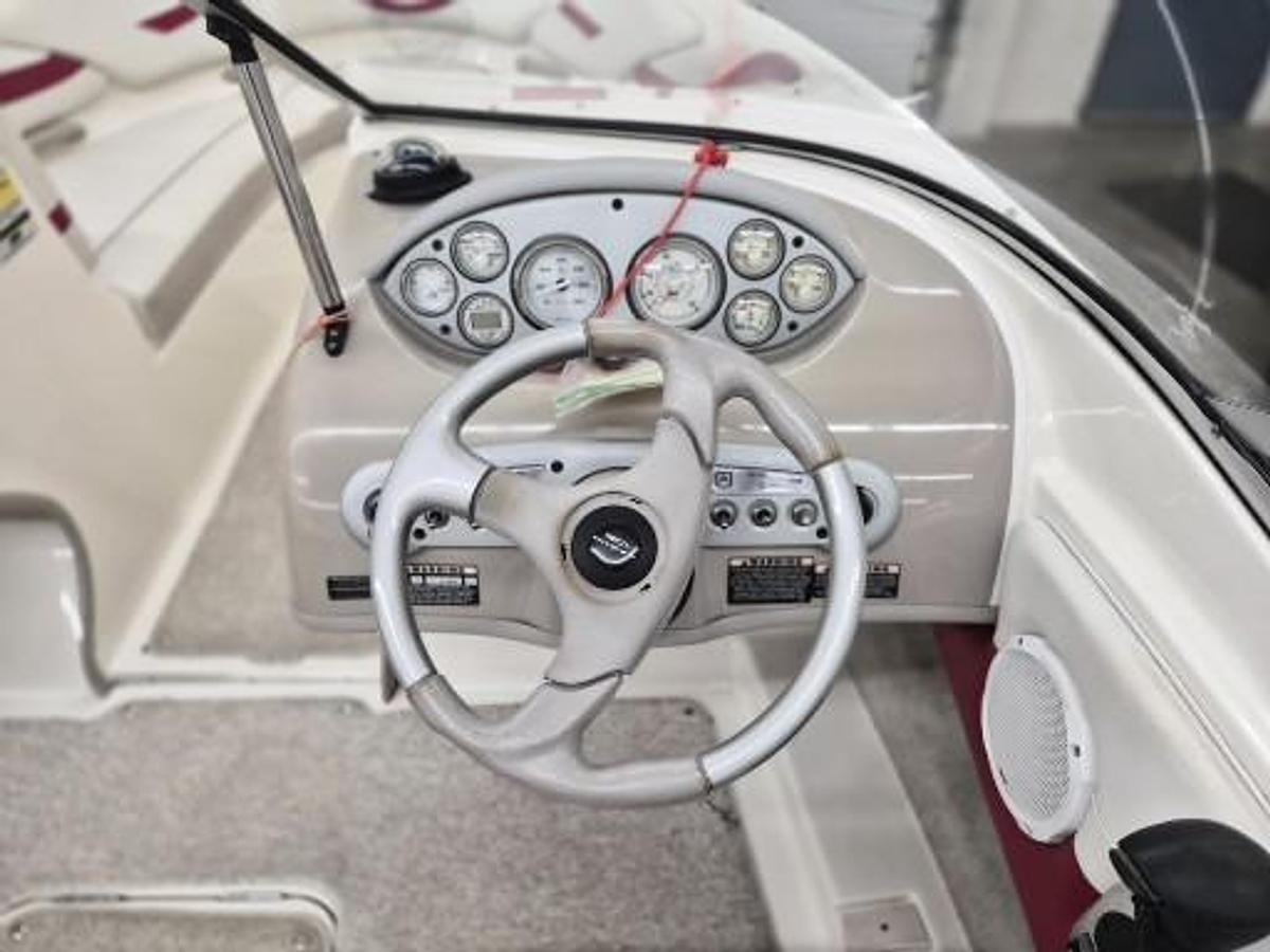 Used 2004 Maxum 2000SR