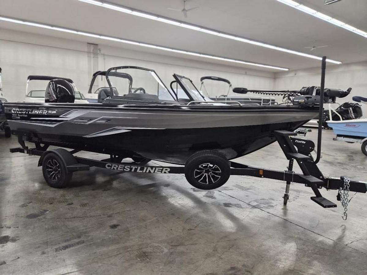 2026 Crestliner 1850 Sportfish