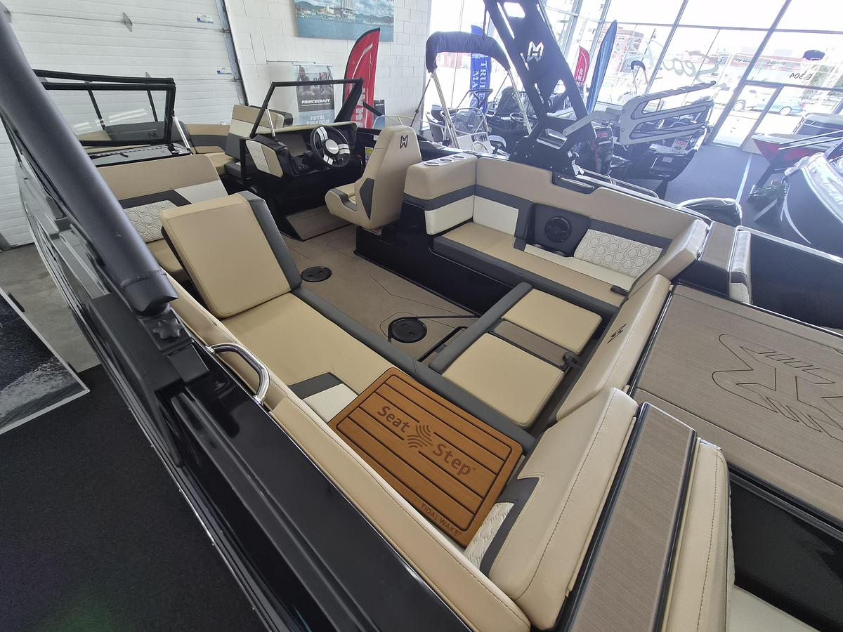 2026 Heyday Wake Boats H-22