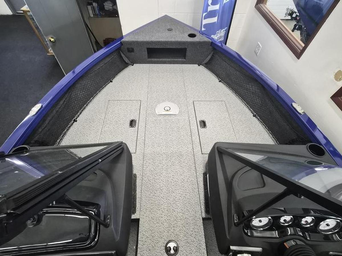 2026 Crestliner 1750 Hawk Walkthrough