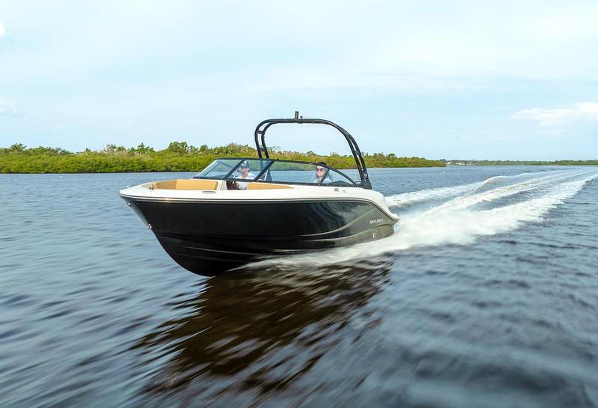 2026 Bayliner V20i Bowrider