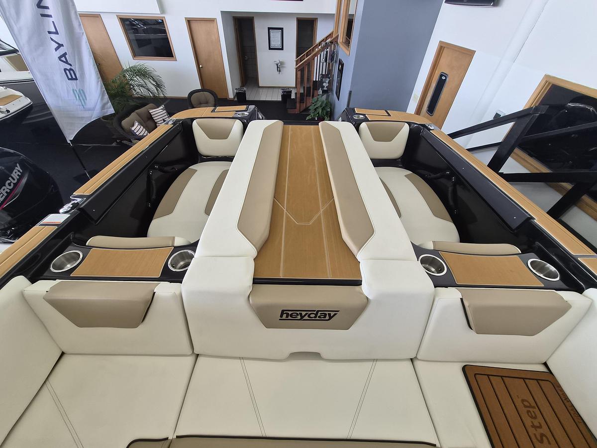 2026 Heyday Wake Boats WTSURF