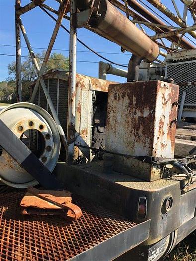 Used 1965 Davey M8A Drill Rig - Table Drive