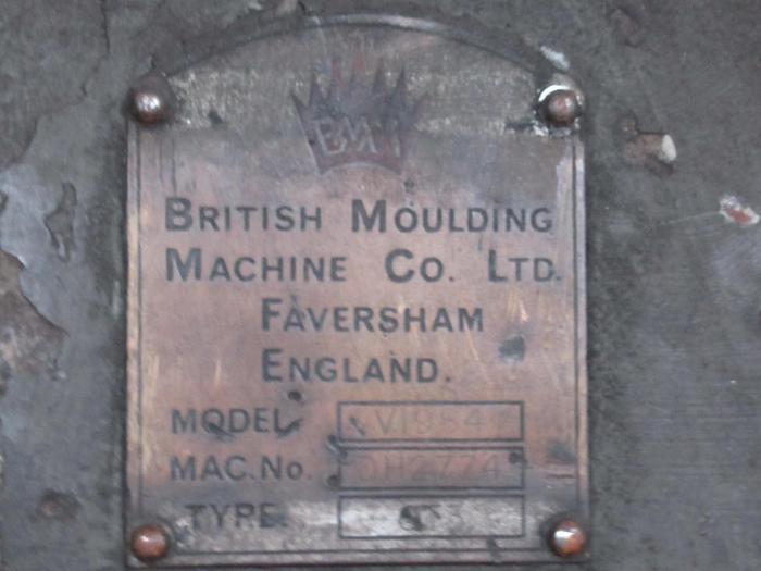 Used BMM V 1984 COPE & DRAG MACHINE