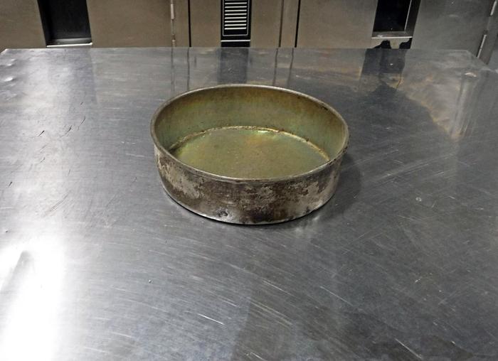 Used USED CAKE PANS-HUGE VARIETY!