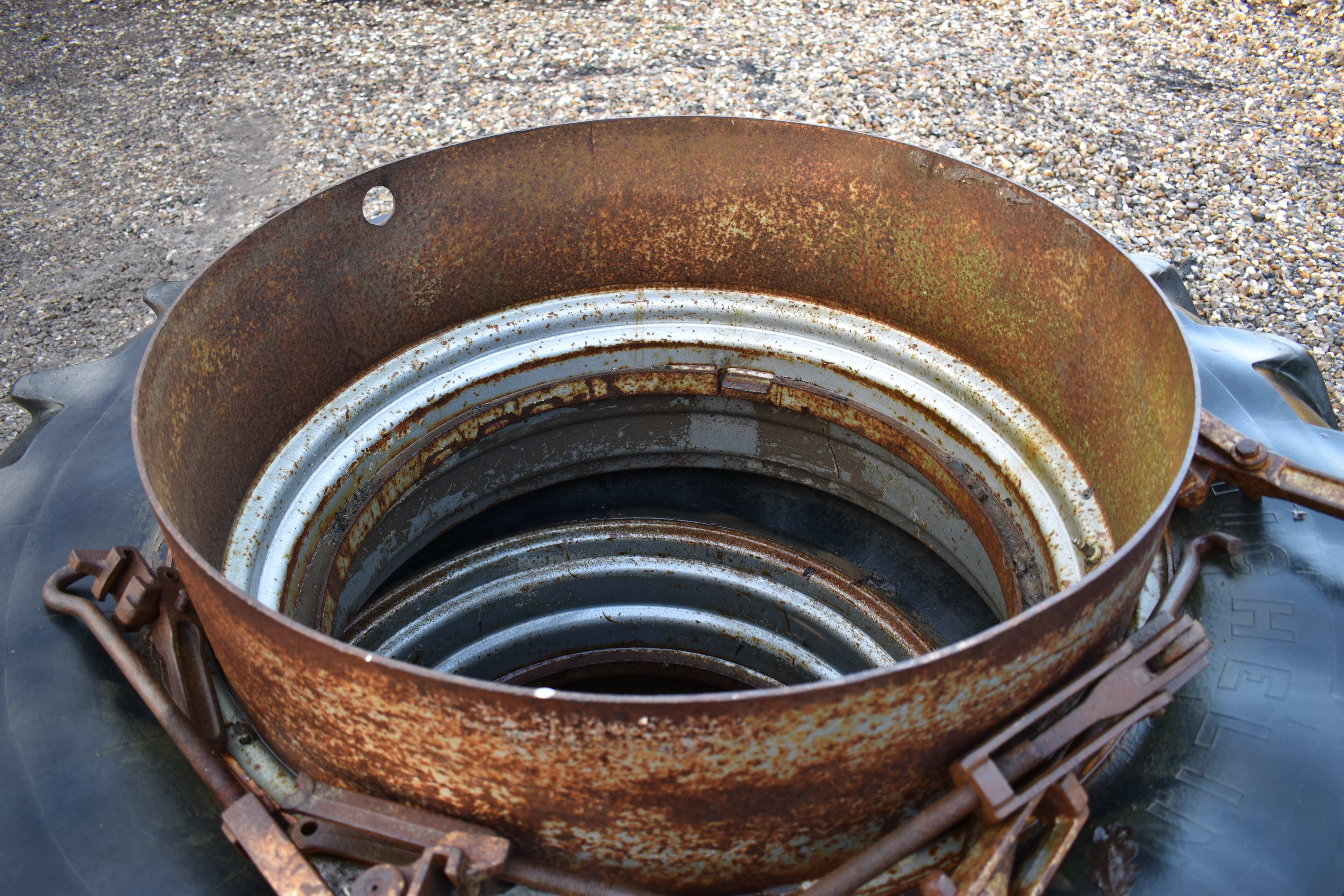 Used Michelin 18.4 R38 Dual Wheels and Tyres