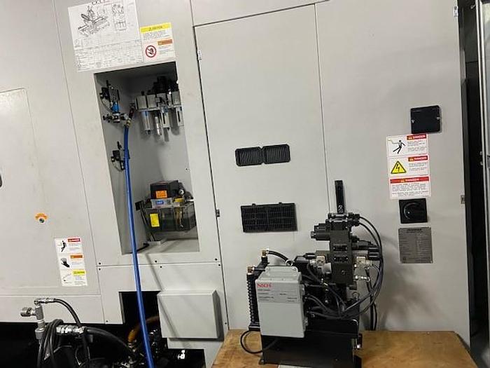 Used 2017 DOOSAN VCF 850LSR 5-Axis Vertical Machining Center