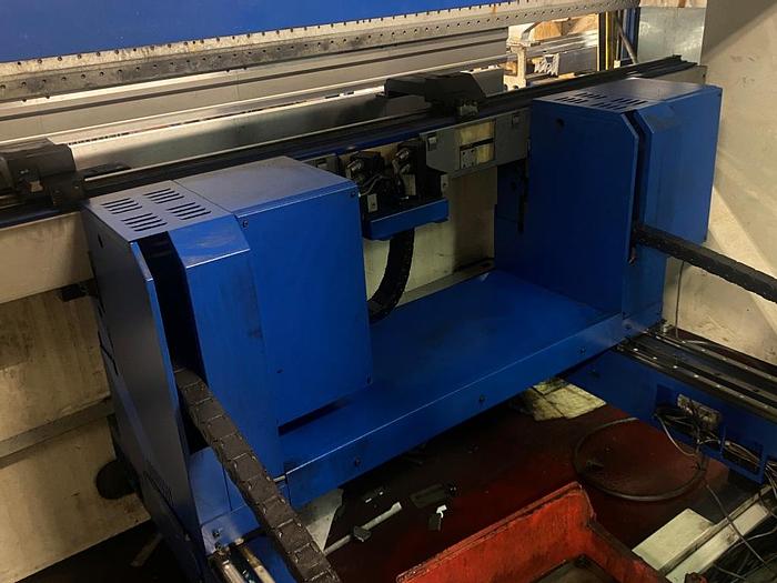 Used 2003 Trumpf TrumaBend V230 CNC Pressbrake