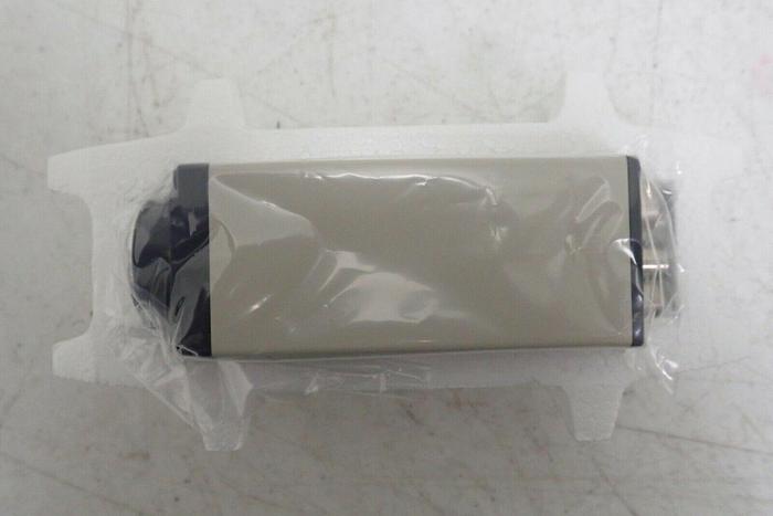 Used Hamamatsu Model C3077 CCD Camera with VCT-37 Tripod Attachment