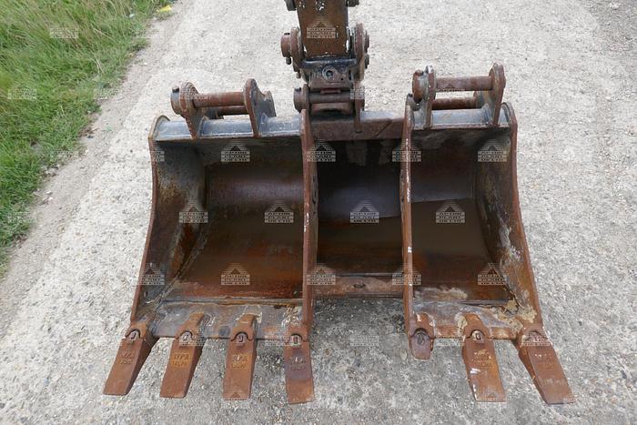 Used 2013 BOBCAT E26