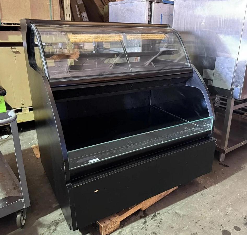Used Structural Concepts Bakery Display Case, Refrigerated/Dry NICE WORKING SHAPE!