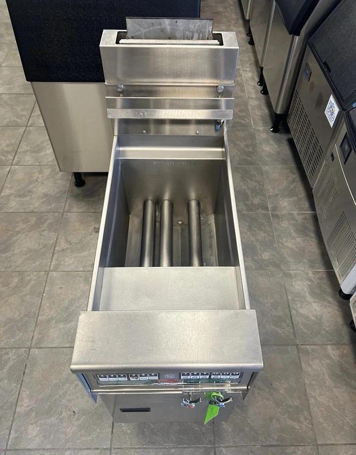 Refurbished 2016 PITCO SSPG14 12 Gallon Gas Pasta Seafood Cooker W/Digital Control BEAUTIFUL