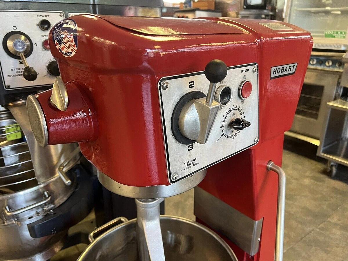 Used Hobart D300 30 Qt Mixer w/ Bowl, Paddle, & Hook 208v 3phase BEAUTIFUL SHAPE!