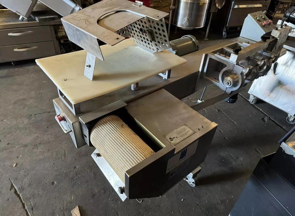 Used BAGEL O MATIC COMBINATION DOUGH DIVIDER / BAGEL FORMER